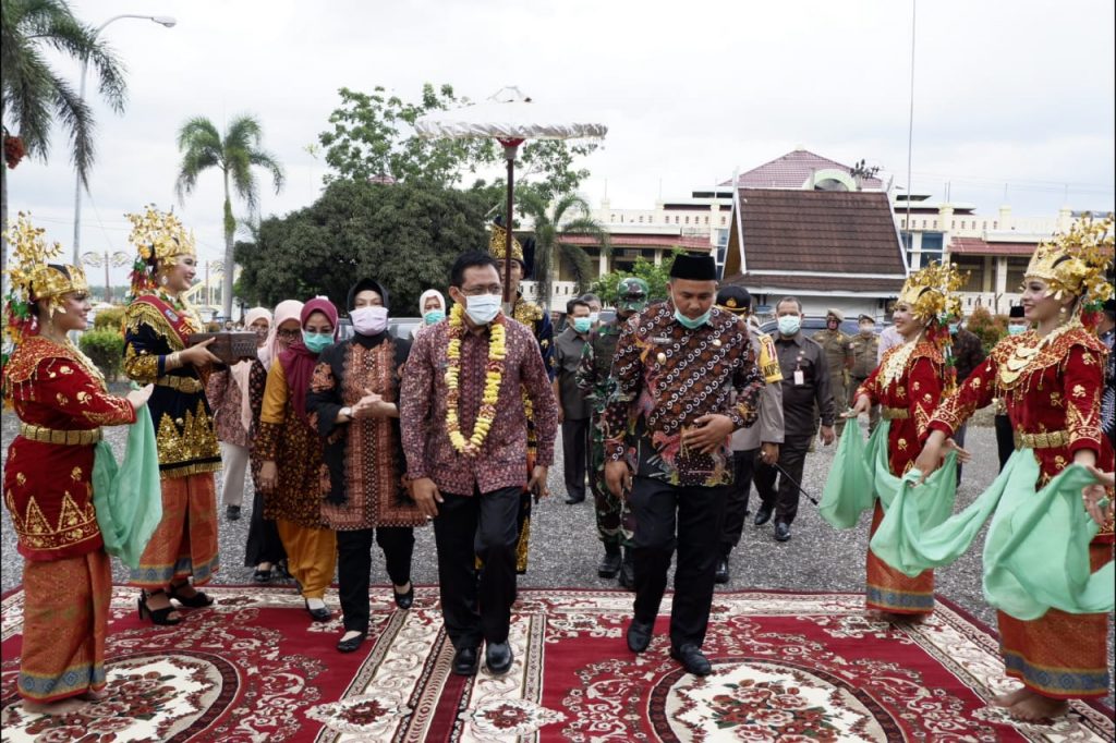 Kunjungi Sarolangun PJS Gubernur Jambi titip tiga hal ke Hilal