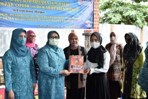 Rahima Ajak Generasi Muda Promosikan Batik Jambi