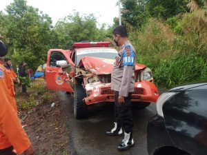 Mobil BPBD Merangin Terlibat Kecelakaan Dengan Mobil Carry Pick-Up