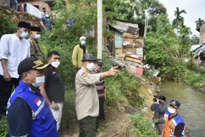 Gerak Cepat, Fasha Tinjau Lokasi Abrasi di Sungai Kenali Besar