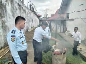 Beberapa Kali Percobaan Penyeludupan Narkotika, Lapas Bangko Razia Kamar Napi dan Temukan Tujuh Handphone