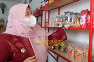 Bupati Promosikan Gallery UMKM Muaro Jambi