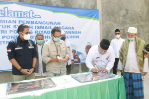 Safrial Resmikan Pembangunan Pondok Pesantren