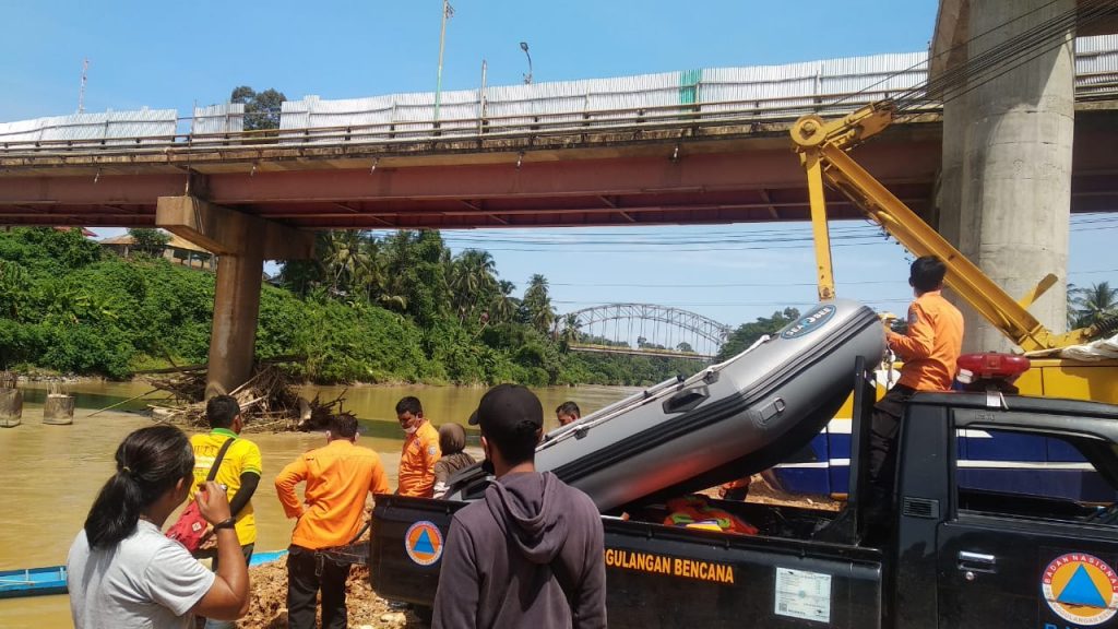 Seorang Pekerja Jembatan Duplikat Sungai Merangin Dikabarkan Tenggelam