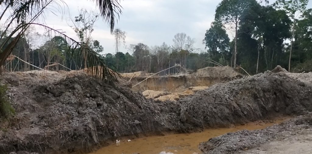 PETI Jenis Dompeng Milik Pak JM Kembali Beroperasi di Lokasi Pasca Tewasnya Seorang Pekerja PETI