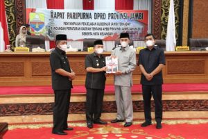 Gubernur Jambi Hadiri Rapat Paripurna DPRD Provinsi Jambi