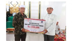 Bupat Anwar Sadat Peringati Isra Mi’ raj di Mesjid Maqbulin Pasar Sungai Saren