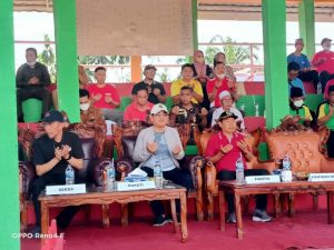 Dukung Penuh Event Olahraga Mandiri, Bupati Tanjab Barat Hadir Buka Turnamen Sepakbola