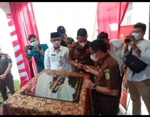 Pemkab Batanghari Dampingi Kejati Jambi Resmikan Rumah RJ