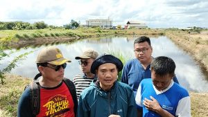 Forum Kades Lakukan Sidak ke PT Kelantan Sakti,Diduga limbah PT Kelantan Sakti Cemari Sungai Babatan