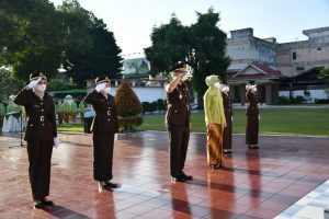 Para Jaksa Ziarah dan Tabur Bunga di TMP Satria Bhakti