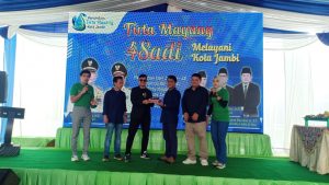 Direktur Utama Perumda Tirta Mayang Kota Jambi Didampingi Wakil Walikota Jambi gelar HUT ke-48 PDAM Sekaligus Bagikan Santunan Anak Yatim