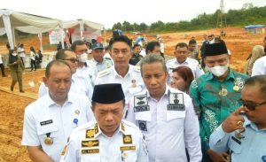 Pj Bupati Muaro Jambi Bachyuni Deliansyah SH MH Menghadiri Peletakan Batu Pertama Pembangunan Lapas Kelas IIA Jambi di Desa Bukit Baling Kec. Sekernan Kab. Muaro Jambi