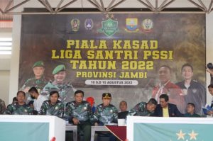 Turnamen Liga Santri PSSI Piala Kasad 2022 Resmi di Buka oleh Gubernur Jambi Dr.H.Al Haris S.Sos.MH di Stadion KONI Tri Lomba Juang Kota Jambi