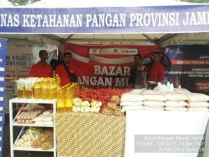 Tekan Inflasi Bersama BI Perwakilan Jambi, Pasar Mitra Tani Jambi Gelar Pangan Murah di Pelataran Candi Muaro Jambi 