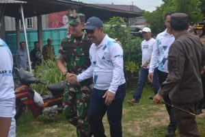 Tinjau Sejumlah TPS, Dandim 0402/OKI Bersama Forkopimda Pastikan Pilkades Serentak Kabupaten OI Berjalan Aman.