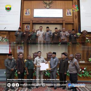 PJ Bupati Hadiri Paripurna Penandatanganan Nota KUA-PPAS 2023