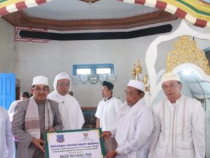 Bupati Laksanakan Kunjungan Safari Jumat Berkah ke Masjid Nurul Iman Desa Sungai Rambai.