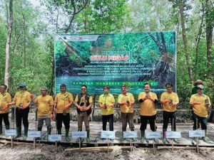 Bupati Tanjabbar hadiri kegiatan program penghijauan Hulu Migas di kawasan Mangrove Pangkal Babu