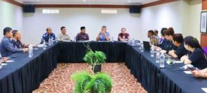 Bupati Tanjab Barat Lakukan Pertemuan dengan Beberapa Investor di Kota Batam