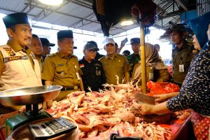 Jelang Hari Raya Wagub Sani Sidak Pasar, Pastikan Harga Bahan Pokok Stabil dan Stok Aman