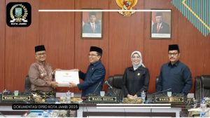 DPRD Kota Jambi Gelar Paripurna Sampaikan Rekomendasi Dewan Terhadap LHP Laporan Keuangan Pemkot Jambi