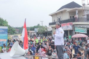 Motori aksi Demo,Kades Merlung perjuangkan Hak warga terkait pelayanan PLN