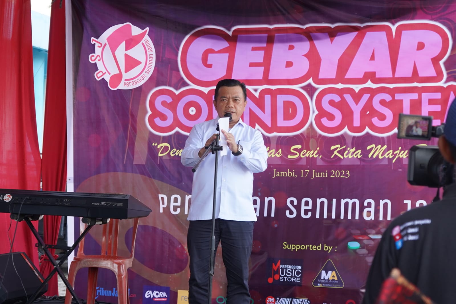 Gubernur Al Haris : Profesi/Usaha Sound System Positif dan Mulia