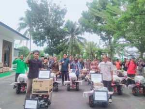 Pemkab Batanghari Kembali Serahkan Batuan Mesin Pompa Air dan Cultivator