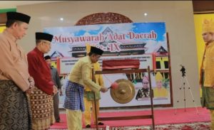 Bupati Buka Musyawarah Adat Daerah LAM Jambi Kabupaten Tanjab Barat ke-IX