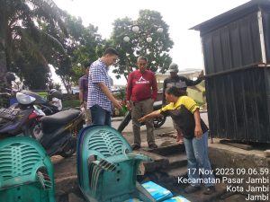 Budi Yako Kunjungi Pedagang Kuliner di Tanggo Rajo