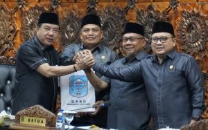 Tengah Malam RAPBD Merangin 2024 Disepakati, Selanjutnya Dievaluasi di Provinsi Jambi