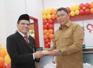 Wakil Bupati Tanjab Barat Pimpin Upacara Perayaan HUT ke-61 Bank 9 Jambi Cabang Kuala Tungkal