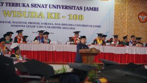 Al Haris Hadir di Wisuda UNJA, Generasi Muda Harus Pandai Cari Peluang