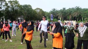 Bachyuni Hadiri Senam Sehat di Bahar Utara