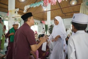 Menjelang Ramadhan, Bachyuni Deliansyah Santuni Masyarakat Desa Keranggan