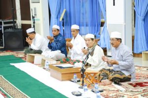 Bupati Tanjab Barat Gelar Buka Bersama dengan Para Ulama di Rumah Dinas Bupati