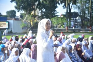 Bersama Pj Wali Kota, Ribuan Warga Shalat Ied di Lapangan Utama Balaikota