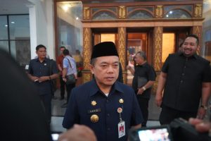 Gubernur Al Haris Beri Penjelasan Atas Capaian Pembangunan Pemprov Kepada Dewan