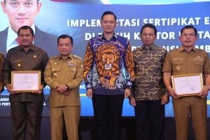 Menteri AHY Puji Kinerja Gubernur Al Haris Sukseskan Program Reforma Agraria