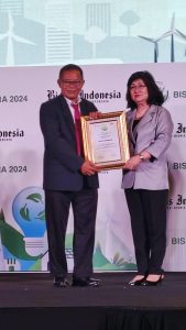 Konsisten dan Komitmen Berdayakan Masyarakat Sekitar, PT.OKI Pulp & Paper Mills Raih CSR Award