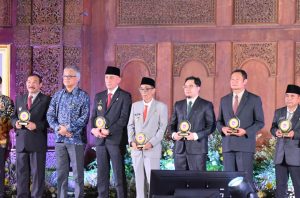 Pemkab Batang Hari terima Apresiasi 15 Kabupaten/Kota kategori penurunan Prefalensi stunting tertinggi Tahun 2023.