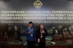 Bupati Anwar Sadat Hadiri Penyerahan LHP LKPP 2023