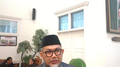 Pjs. Gubernur Sudirman Apresiasi Pandangan Umun Fraksi DPRD Terhadap RAPBD 2025