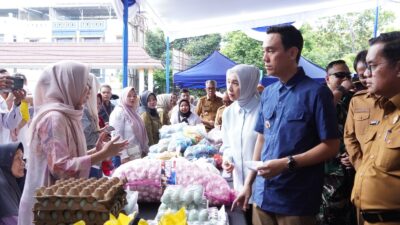 Pasar Murah Pemkab OKI Bantu Masyarakat Penuhi Kebutuhan Pokok selama Ramadan