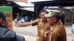 Berada di Pasar Baru, Wabup Minta Kandang Ayam Segera Dibongkar