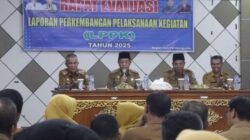 Sekda Fajarman Pimpin Rapat Evalusi Laporan Perkembangan Pelaksanaan Kegiatan