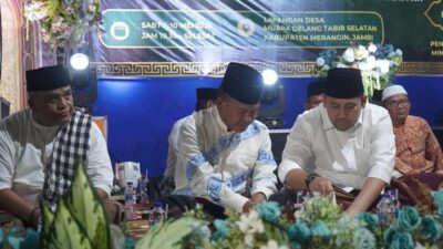 Bupati dan Wabup Pengajian Akbar Bersama Gus Muwafiq di Tabir Selatan