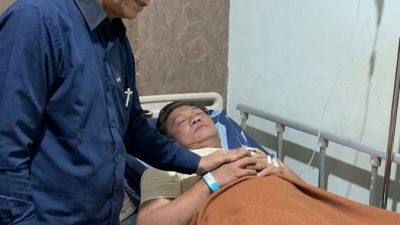 Ini Yang Disampaikan Ketua PWI Saat Besuk Sekjen Yang Sedang Sakit.