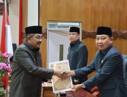 Bupati Tanjabbar hadiri Paripurna ketiga DPRD Kabupaten Tanjabbar